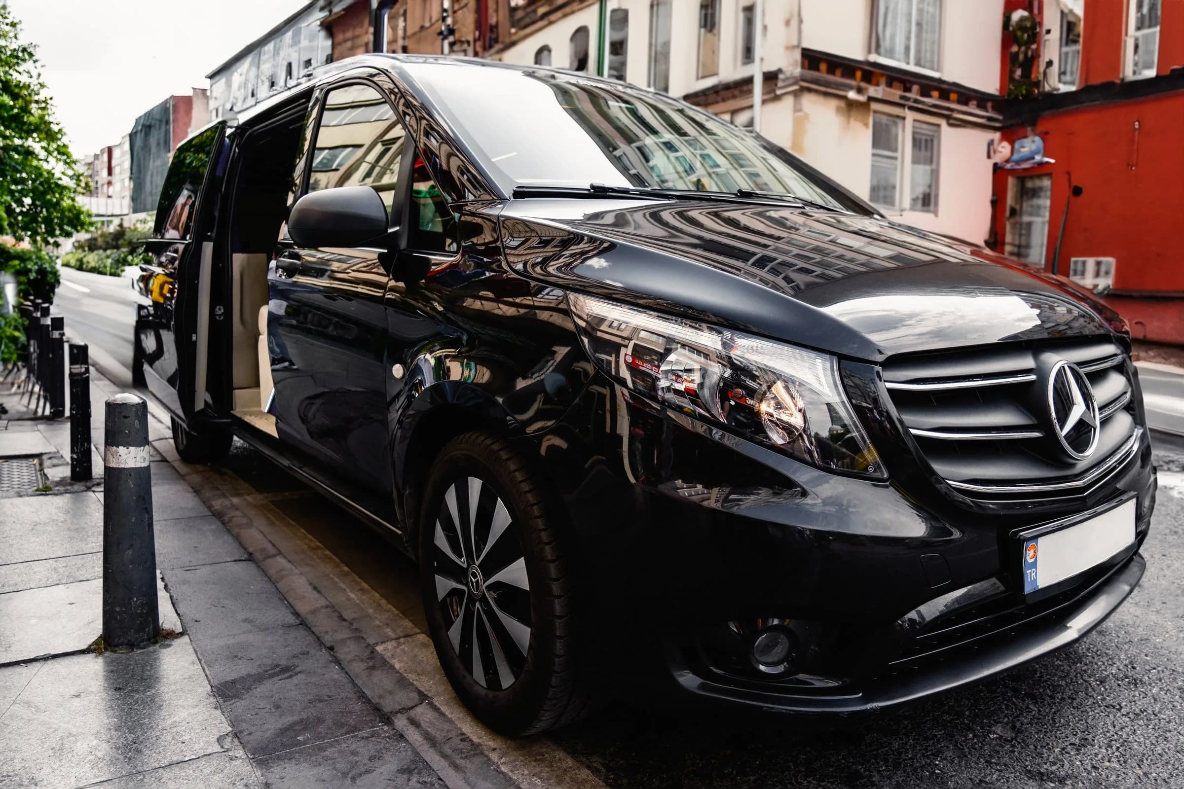 Premium Van